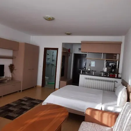 Apartment 500m De Plaja - - Self Check-in